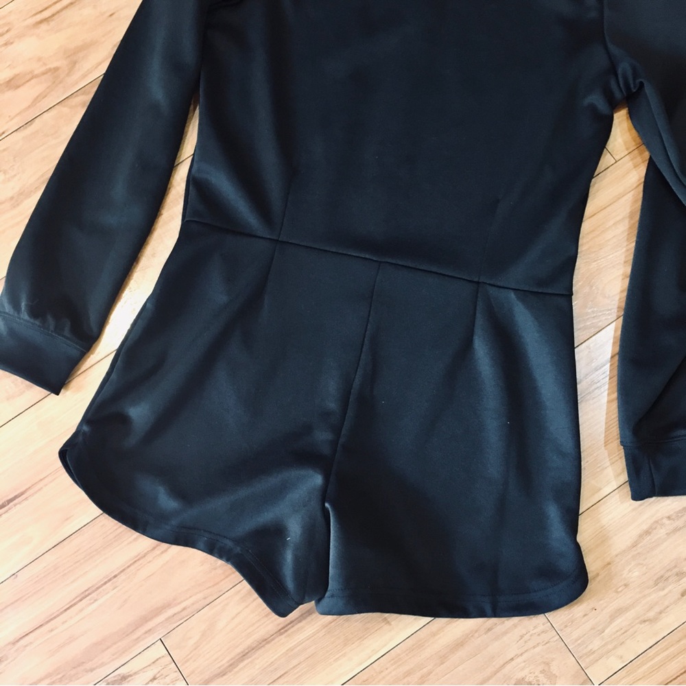 Nike one piece shorts romper running cycle outfit black small zip up - Picture 6 of 7